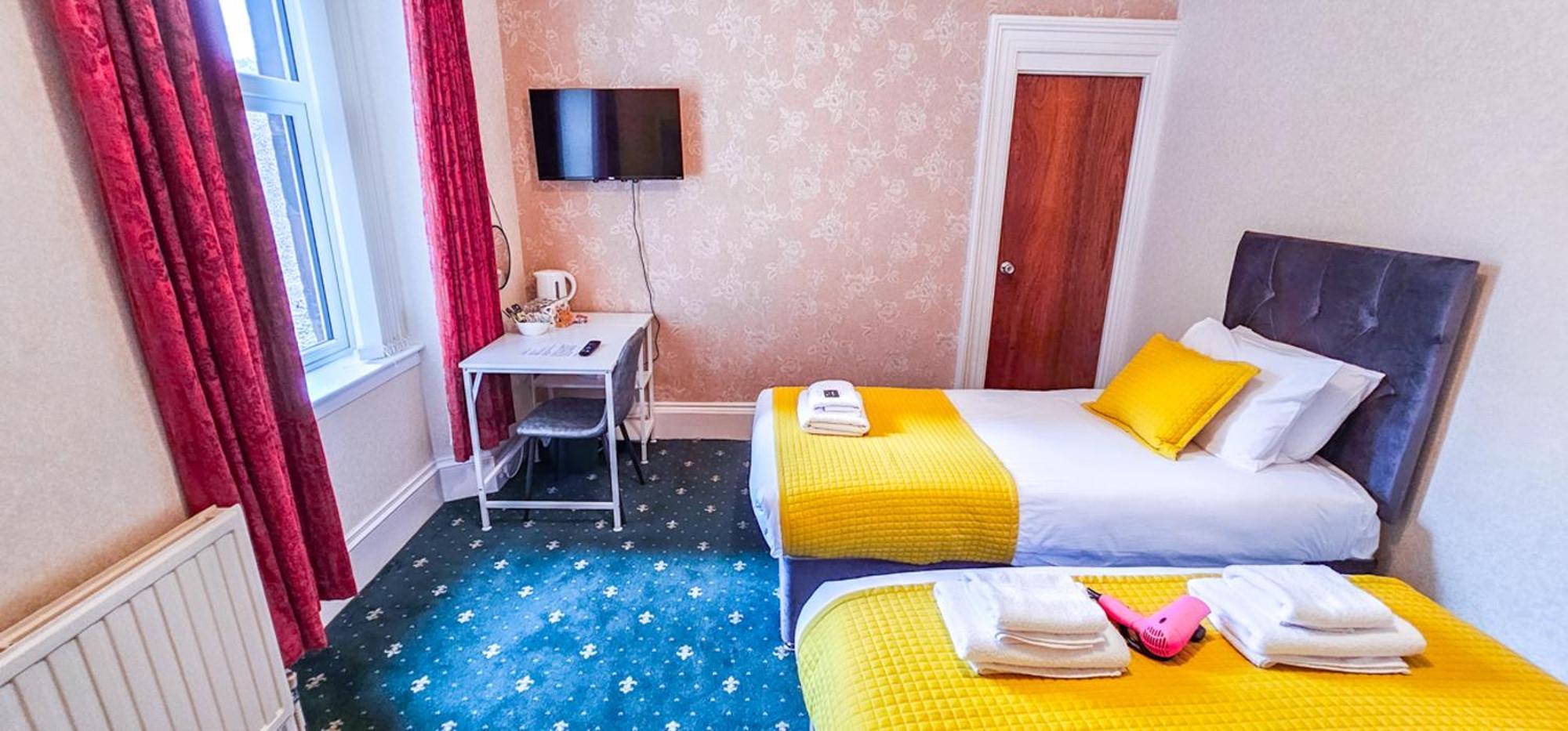 Mystayinn Abermar Guest House Inverness Ngoại thất bức ảnh