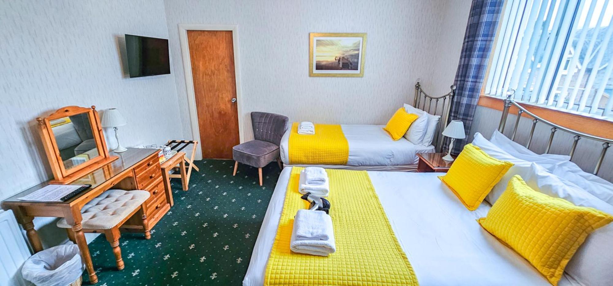Mystayinn Abermar Guest House Inverness Ngoại thất bức ảnh